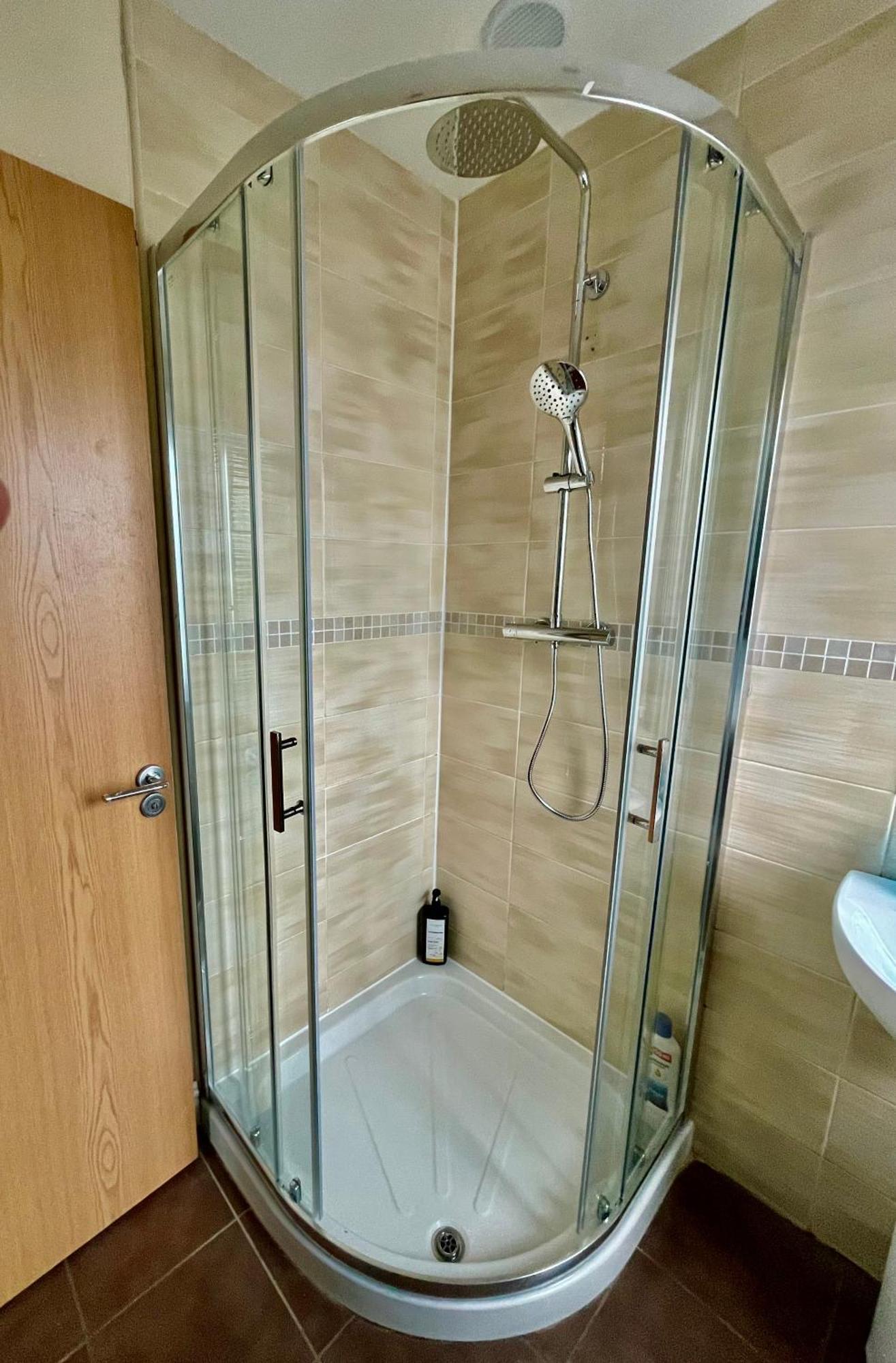 2 Bedroom City-Centre Apartment With Free Parking بلفاست المظهر الخارجي الصورة